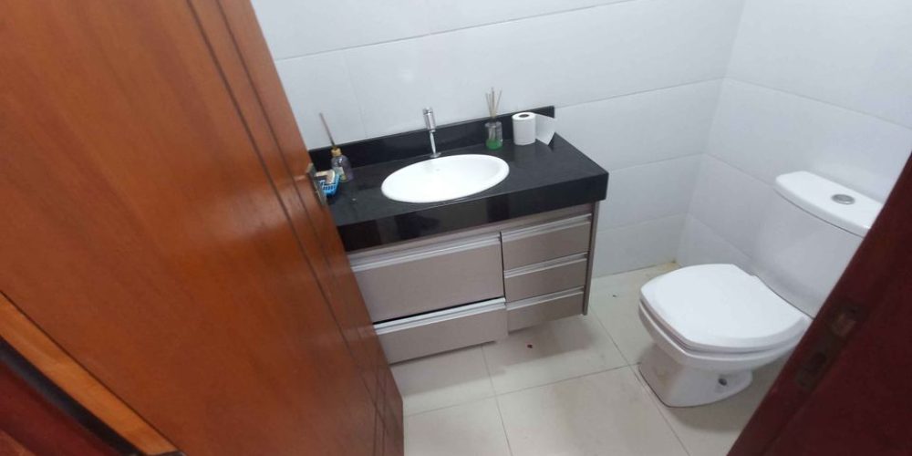 banheiro--lagoa-nova-roberto-corretor-rcv-imoveis-imobiliaria