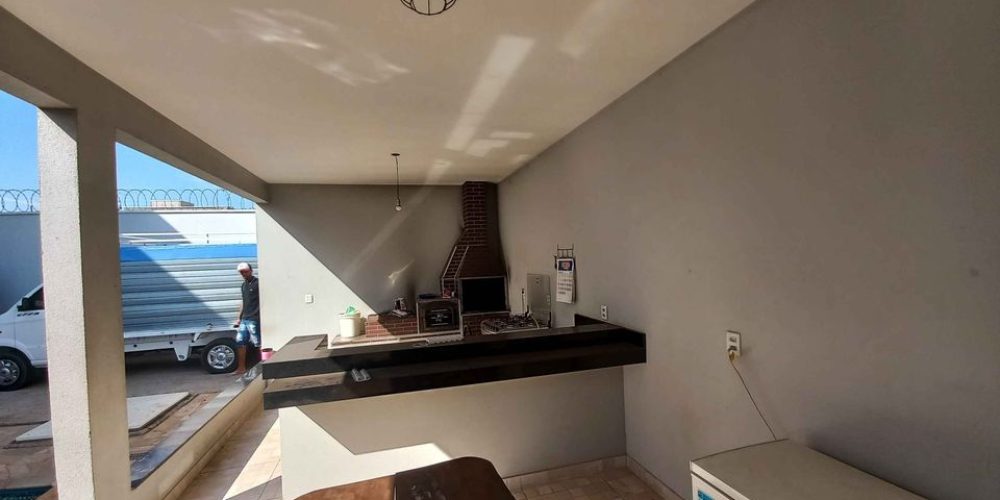 churrasqueira-lagoa-nova-roberto-corretor-rcv-imoveis-imobiliaria